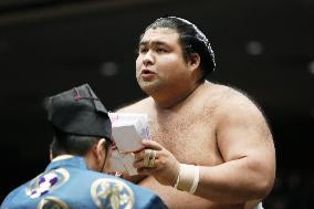 Sumo: Takayasu likely to earn ozeki promotion