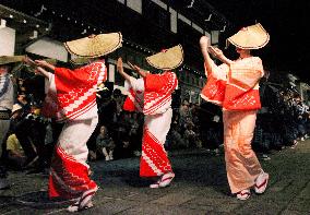 Traditional early autumn dance festival in Toyama