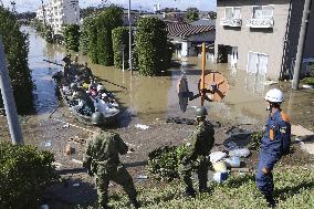Powerful typhoon in Japan
