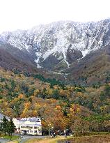 Mt. Daisen covered with season's 1st snow