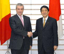 Romanian prime minister talks with Abe