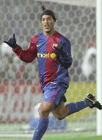 Barcelona beat Club America