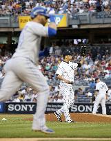 Yankees' Kuroda earns 7th win over Blue Jays