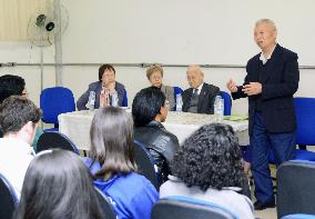 A-bomb victim in Brazil speaks to high school students