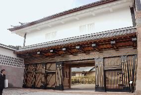 Restored gate at Kanazawa Castle Park unveiled to media