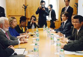 Osaka governor meets with Int'l Exhibitions Bureau official