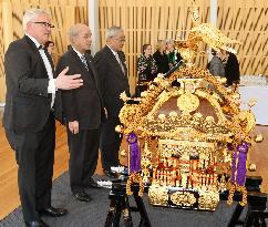 "Mikoshi" dedicated to Brooklyn Botanic Garden