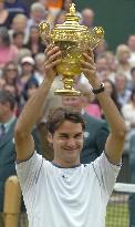 Federer gets hat-trick Wimbledon men's titles