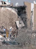 (3) U.N. Baghdad office bombed, de Mello killed