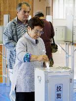 Okinawa voters go to polls to pick new governor