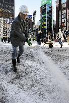 Snow covers Tokyo