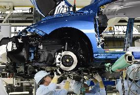 Toyota unveils production line for Mirai fuel-cell vehicle