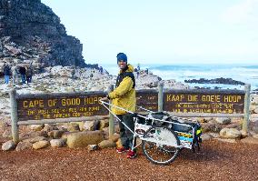 Japanese man finishes 10,000km north-south Africa trek