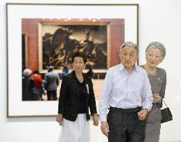 Emperor, empress visit National Museum of Modern Art in Tokyo