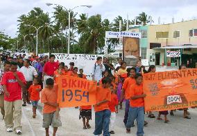 (2)50th anniv. of Bikini H-bomb test held in Majuro