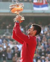 Djokovic wins all 4 Grand Slam titles in row