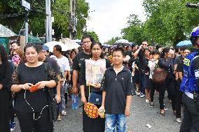 Thais mourn King Bhumibol's death