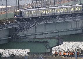 Railway services to typhoon-hit Kansai airport resume