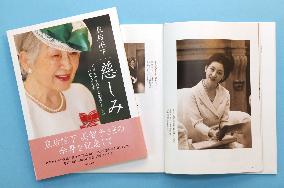 Book marks Empress Michiko's 25th anniv. with Red Cross
