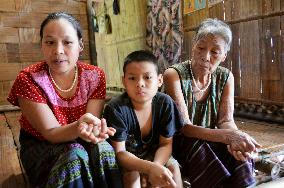 Ethnic Karen refugees afraid of returning to Myanmar