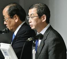 Takata CEO attends press conference