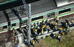 Trains halted by power trouble in Yokohama