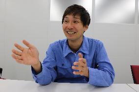 Comedian/sanitation worker Takizawa