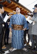 Sumo: Kisenosato's withdrawal