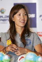 Ueda, Miyazato meet press on eve of Fields Open