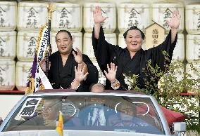 Hakuho claims 30th career championship