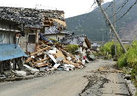 Gov't OKs higher subsidies for rebuilding quake-hit southwestern Japan