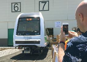 Hitachi Group introduces train to Honolulu rail system