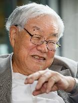 Abe adviser says foreign bond buying by BOJ could be "option"