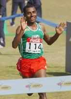 Bekele wins 5th straight world cross country double