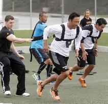 Former Yankee Kuroda training in U.S.