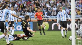 Germany thrash Argentina 4-0