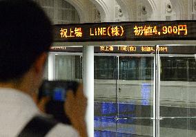 Messaging app operator Line debuts on Tokyo bourse