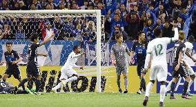 Soccer: Japan beat Saudi Arabia 2-1 in World Cup q'fier