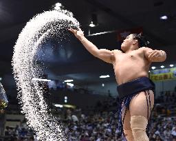 Scenes of sumo