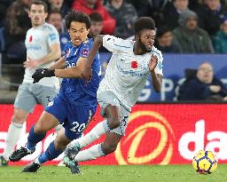 Leicester City beat Everton 2-0