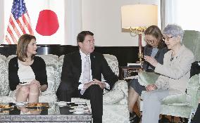 U.S. envoy meets abductees' kin