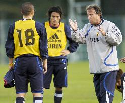 Japan practice ahead of friendly vs U.S.