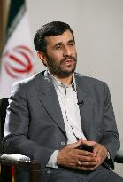 Iran president rejects incentives for suspending nuke program