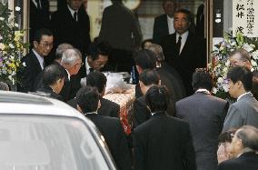 Body of ex-farm minister Matsuoka taken to his home