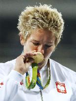 Olympics: Gold medal for Wlodarczyk