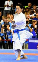 Shimizu wins gold in women's karate kata