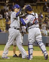 Baseball: Cubs win Game 4 to even NLCS