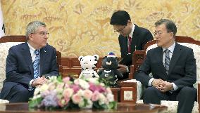 S. Korea, IOC leaders discuss N. Korea participation at Pyeongchang