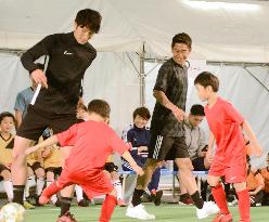 Football: Shinji Kagawa, Genki Haraguchi