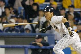 Yankees' Matsui stretches hitting streak to 9 games